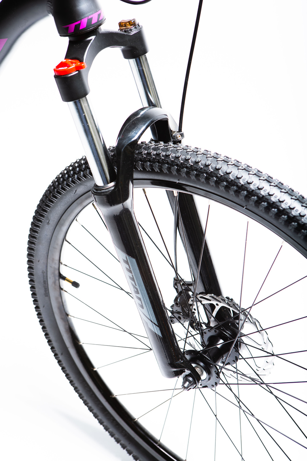 Titan Challenge One Ladies Mountain Bike 27.5" Wheel, 21 Speed, Front Suspension - Picture 10 of 25